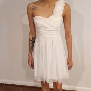 City Triangles White Semi Formal Dress